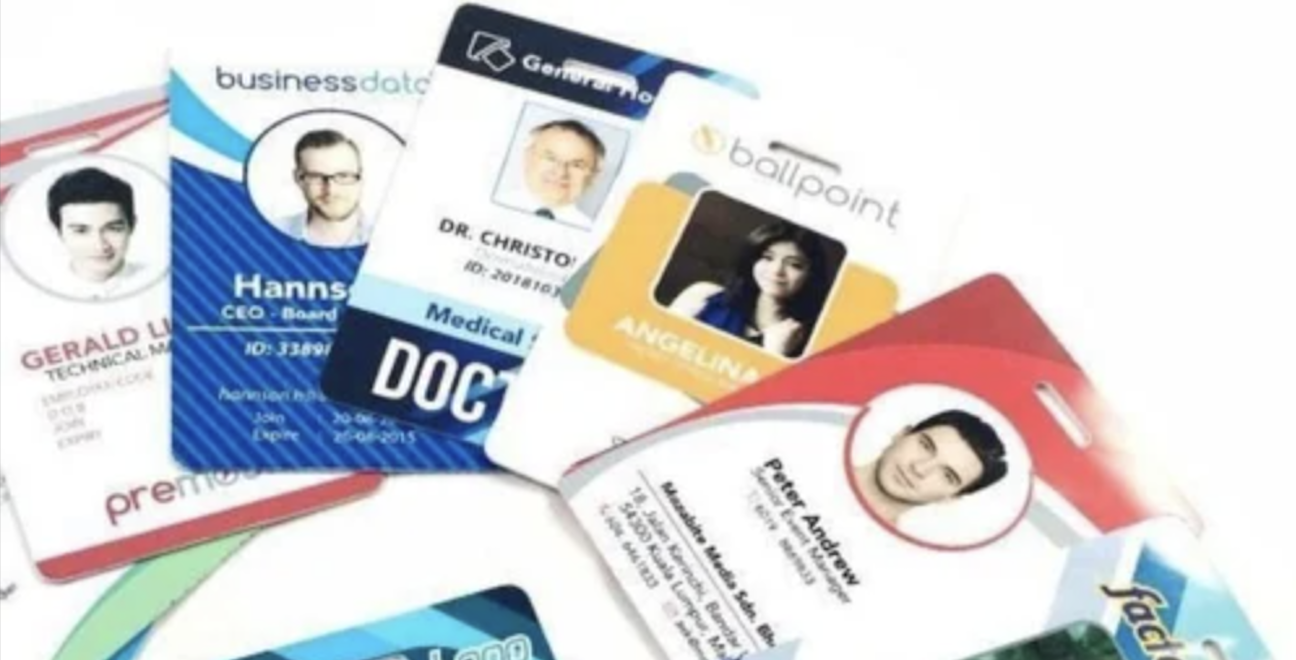 IMPRESSION DE BADGES